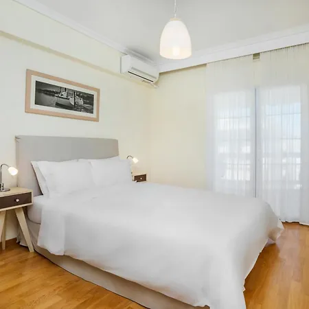 아파트 Cozy Penthouse 테살로니키