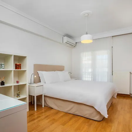 Cozy Penthouse 아파트 테살로니키