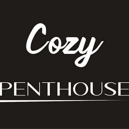 Cozy Penthouse דירה